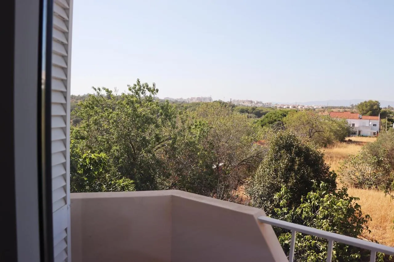 Villa Vivenda Geminada Com Piscina A 10 Minutos A Pe Da Praia Portimão Portugal