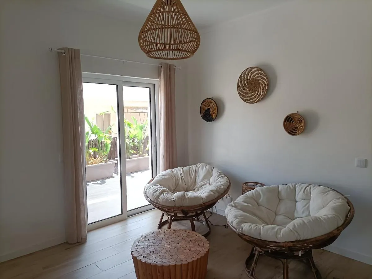 Villa Vivenda Geminada Com Piscina A 10 Minutos A Pe Da Praia Portimão Portugal